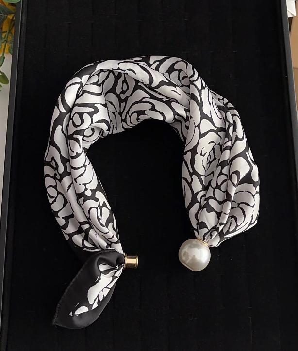 Buy 1 get 1 free🔥HOT SALE🔥 Pearl Buckle Closure Printed Scarf