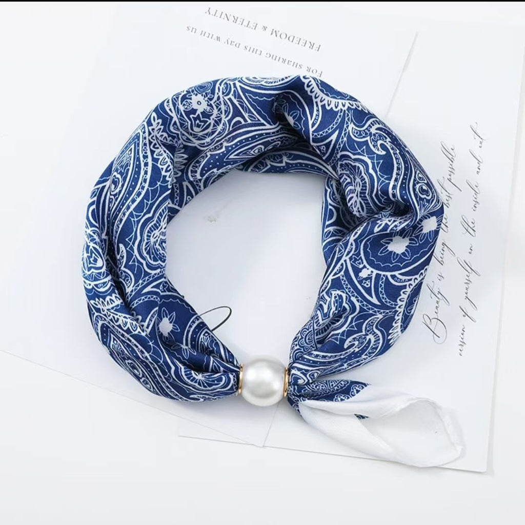 Buy 1 get 1 free🔥HOT SALE🔥 Pearl Buckle Closure Printed Scarf